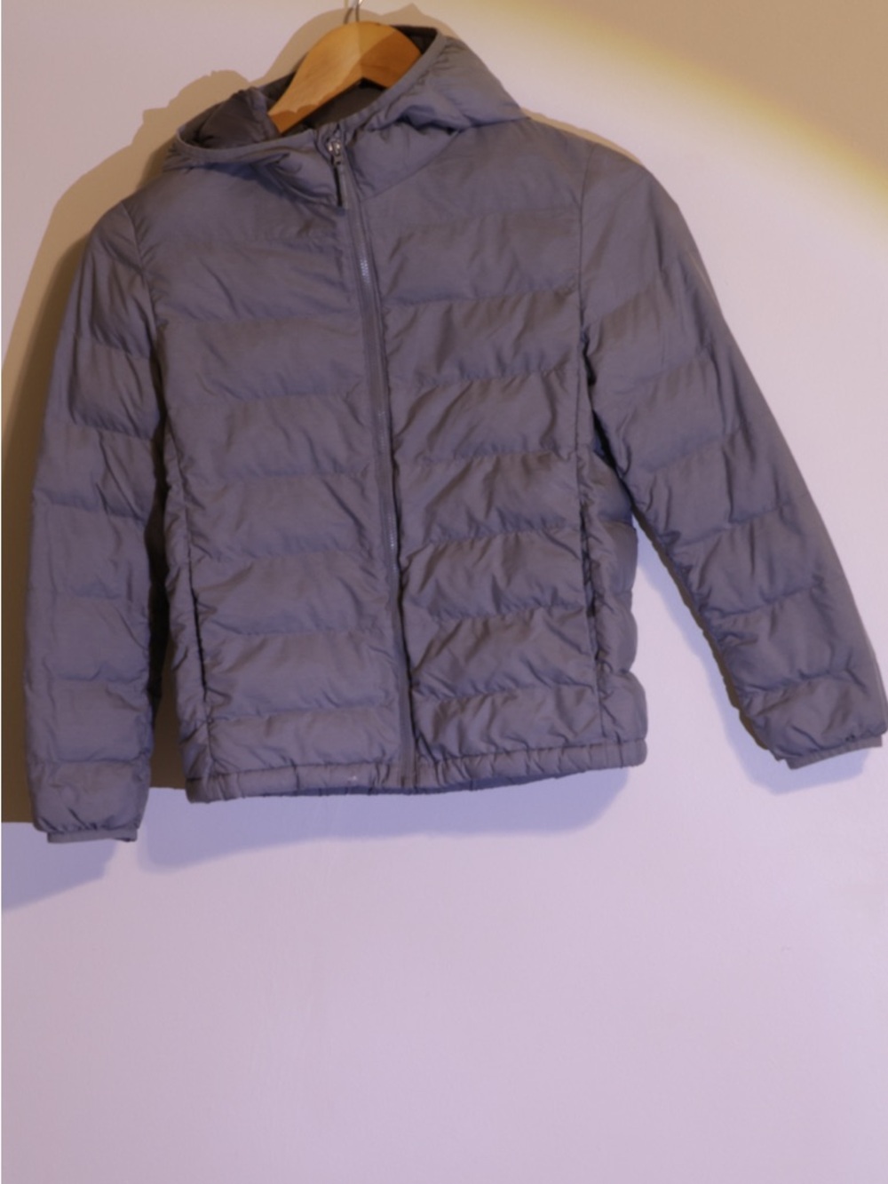 Uniqlo Light Gray Quilted Jacket with Hood